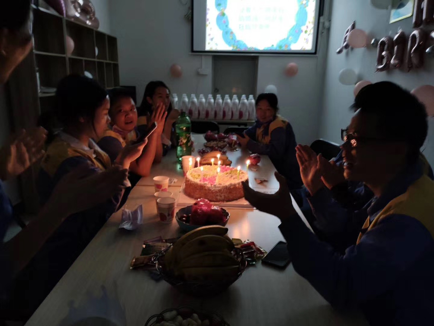 3、4月份員工慶生會(huì)